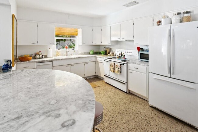 Foto del edificio - 202 32nd St