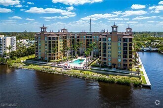 Building Photo - 2825 Palm Beach Blvd
