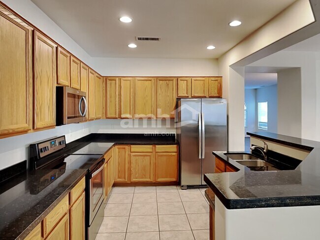 Foto del edificio - 10363 E Juanita Ave