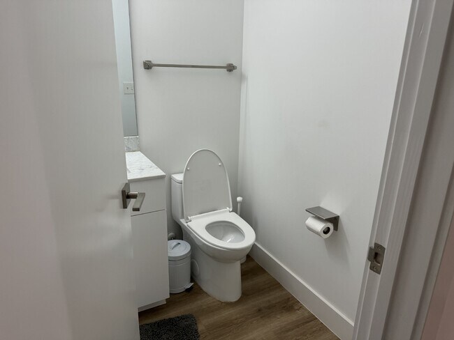 Building Photo - Furnished with Modern Class!