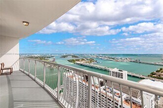 Building Photo - 1750 N Bayshore Dr