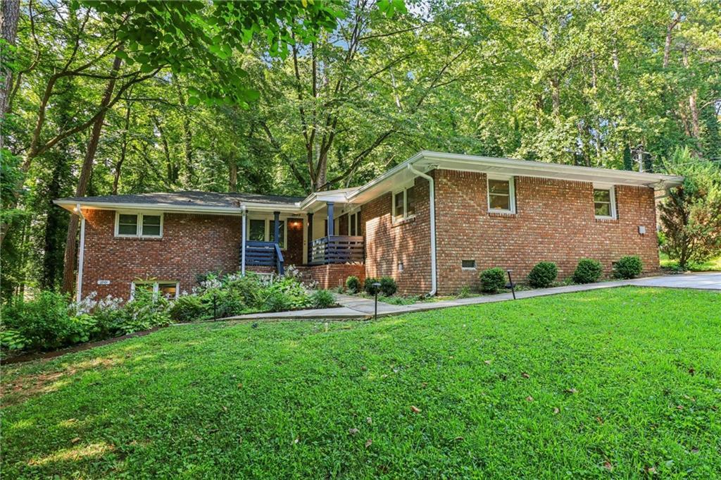 Foto principal - 2897 White Oak Dr