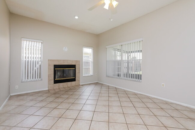 Building Photo - 67 Abbey Hollow Dr
