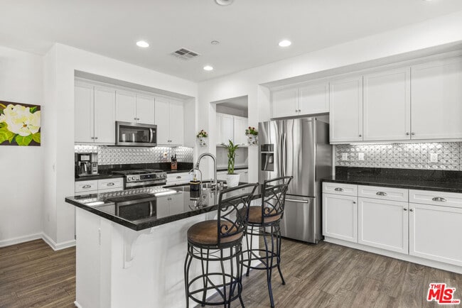 Foto del edificio - 21757 Bene Dr