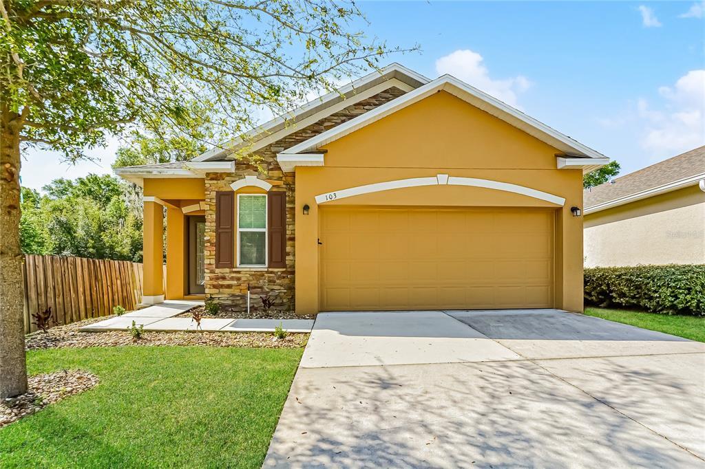 Foto principal - 103 Hurst Ct