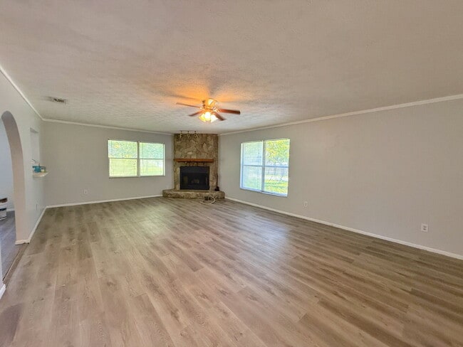 Foto del edificio - North Airport Manufactured Home on quiet street.