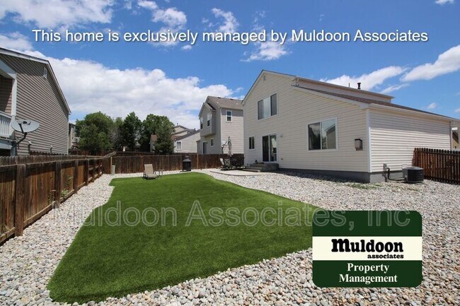 Foto del edificio - 8390 Newbury Way