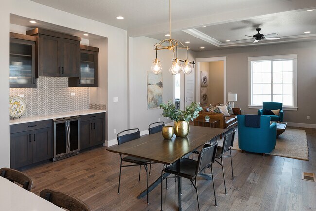 Building Photo - 4985 S Hill Farm Ln