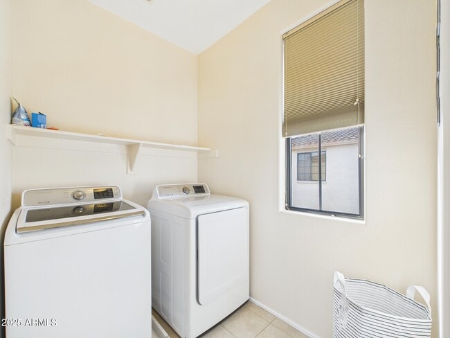 Foto del edificio - 2326 W Sleepy Ranch Rd