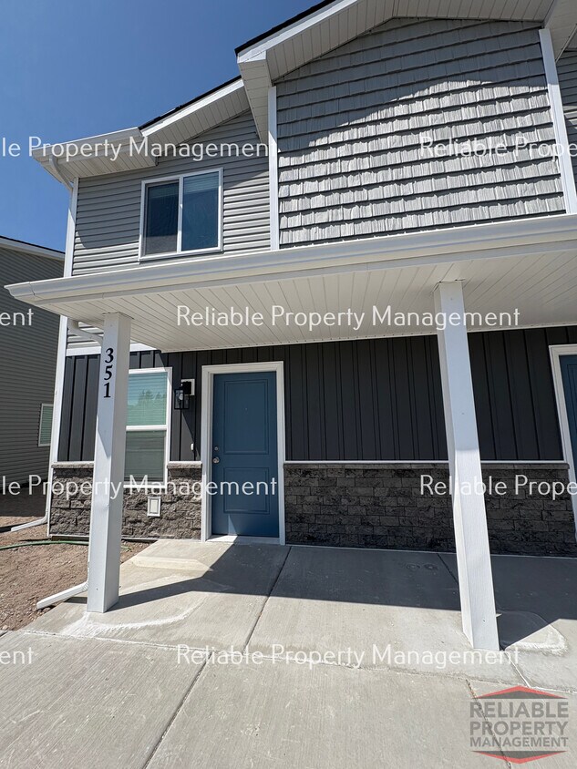 Foto principal - 351 Jeremy Ln