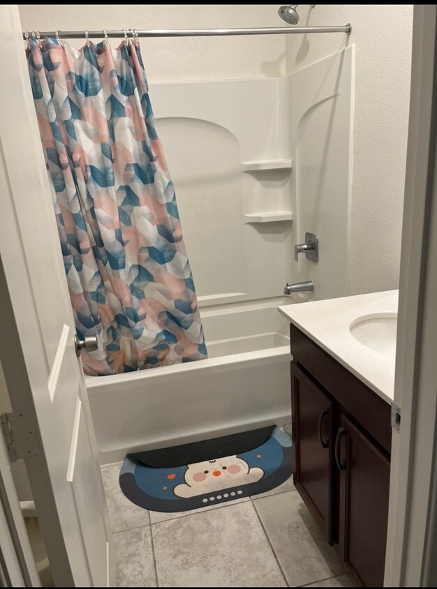 Foto del edificio - 8776 Rio Andir Ave