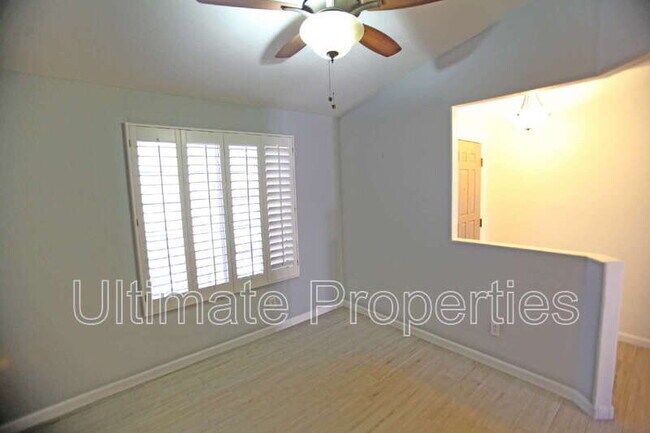 Foto del edificio - 20622 N 102nd Ln