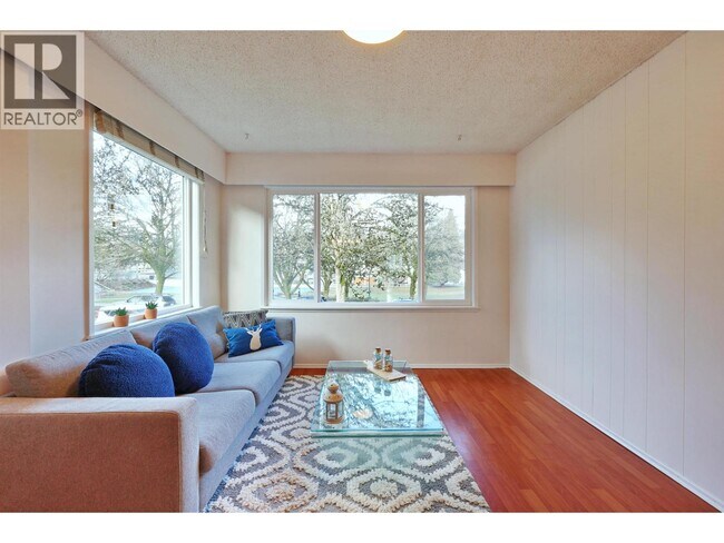 Photo du bâtiment - 1336 E 11th Ave