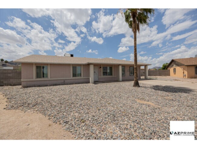 Foto del edificio - Live large in this stylish 4/2 Phoenix House!