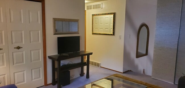 Building Photo - 4236 Piedra Pl