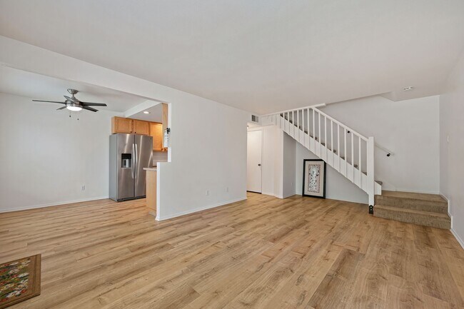 Foto del edificio - Beautifully Renovated Unit