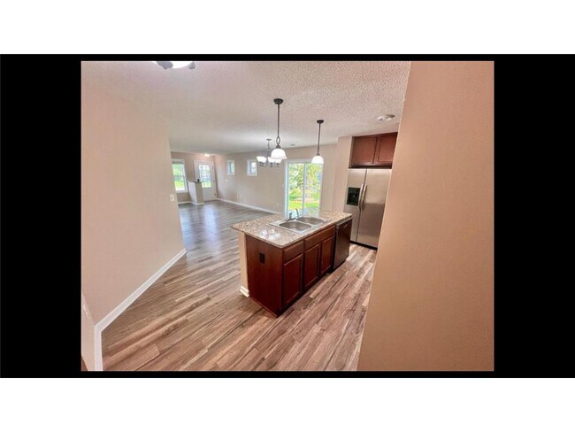 Foto del edificio - 15591 60th Ave N