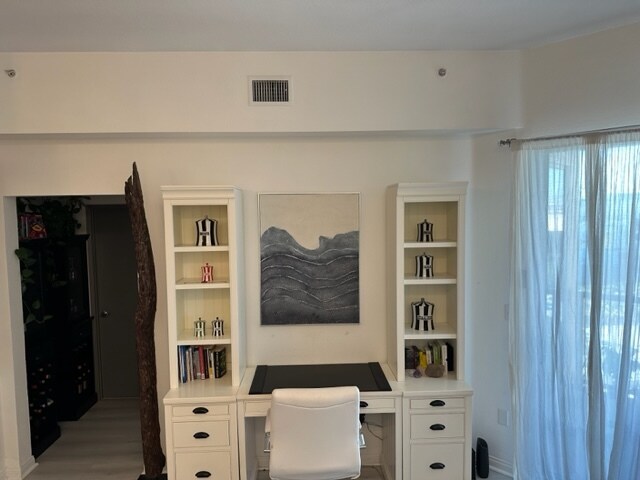 Foto del edificio - 488 E Ocean Blvd