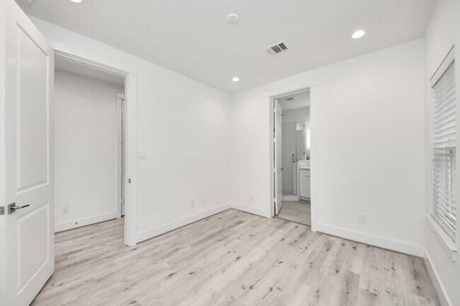 Foto del edificio - 2920 Nance St