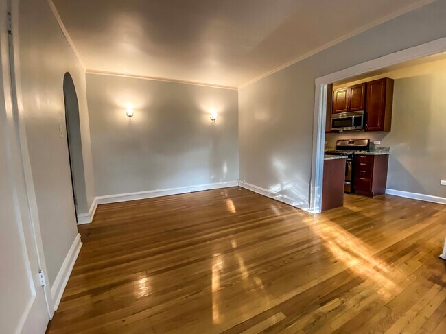 Foto del edificio - 2100 W Ainslie St