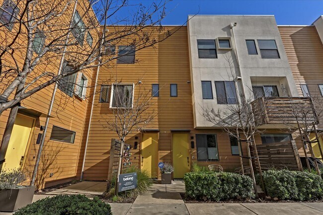 Building Photo - 1429 Prescott St