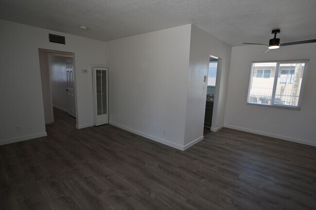 Foto del edificio - 378 N 13th St