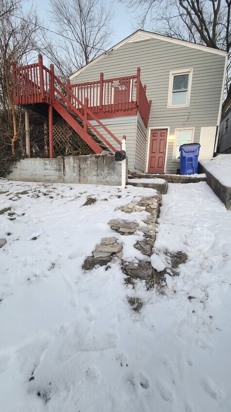 Primary Photo - 1830 Shuler Ave