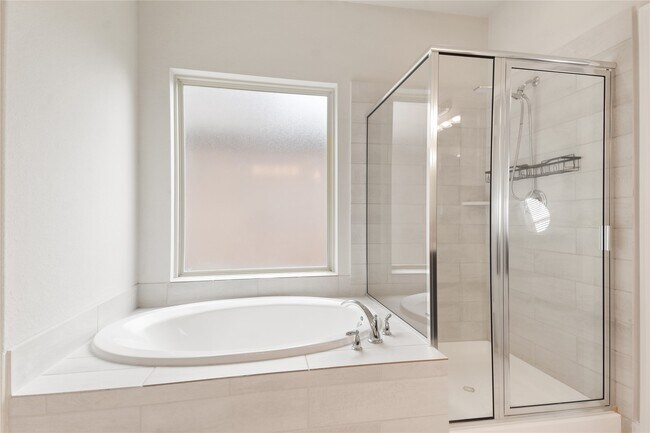 Building Photo - 24727 Horsetooth Dr
