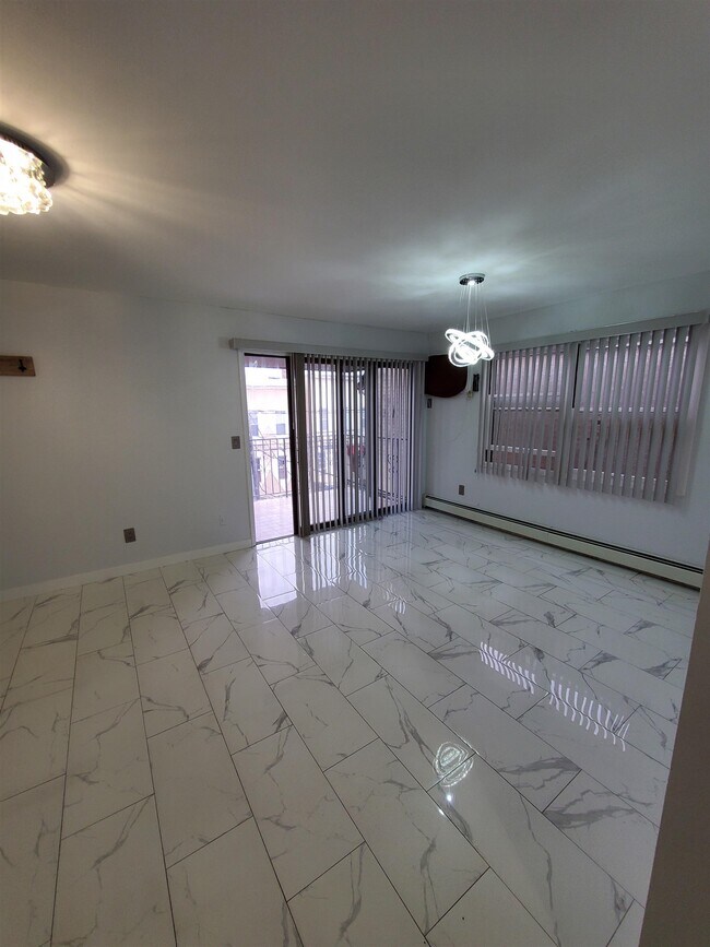 Foto del edificio - 127 68th St