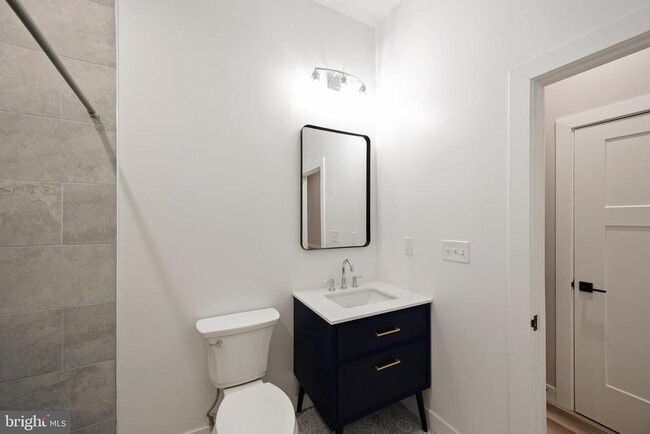 Building Photo - 2037 McCulloh St