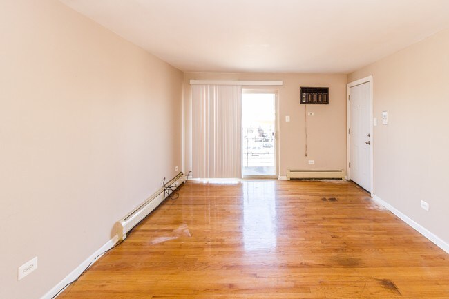 Foto del edificio - 2747 W 59th St