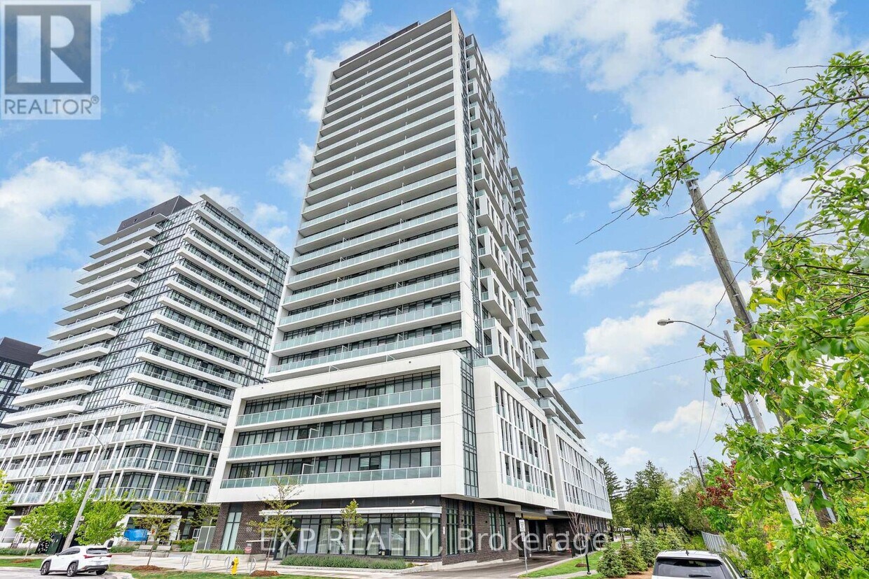 Photo principale - 188-188 Fairview Mall Dr