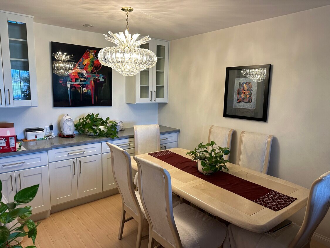 12720 Burbank Blvd Unit 104, Valley Village, CA 91607 Condo for Rent
