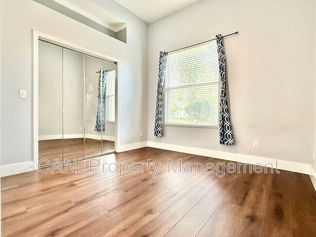 Foto del edificio - 415 Still Forest Terrace