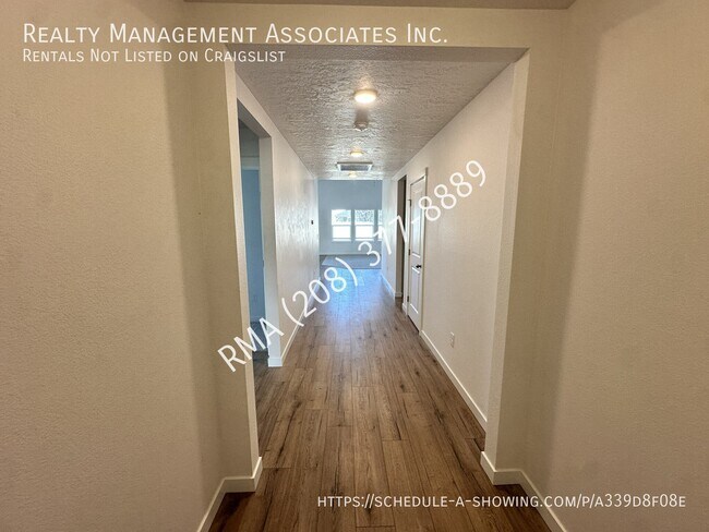 Foto del edificio - 3794 E Berwick Dr