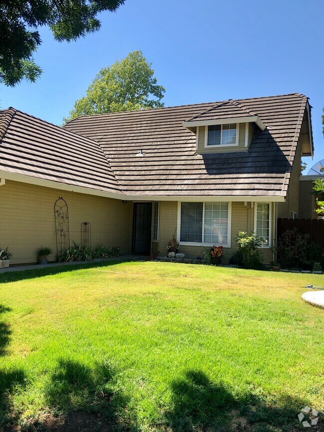 Golden Estates Apartments for Rent Patterson, CA 2 Rentals