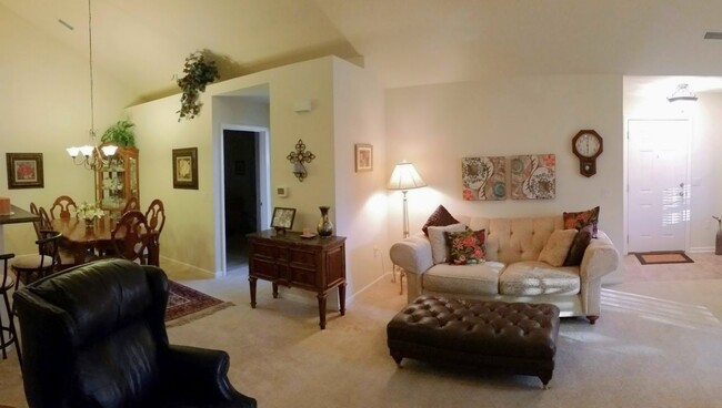 Building Photo - N70W15476 Amberleigh Cir