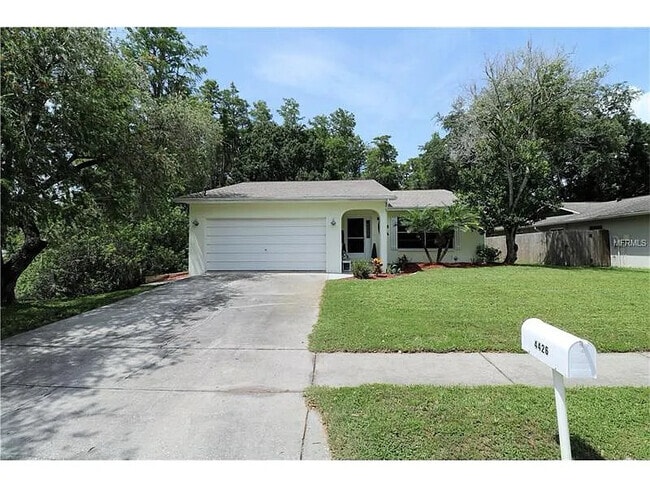 Building Photo - 4426 Alligator Dr