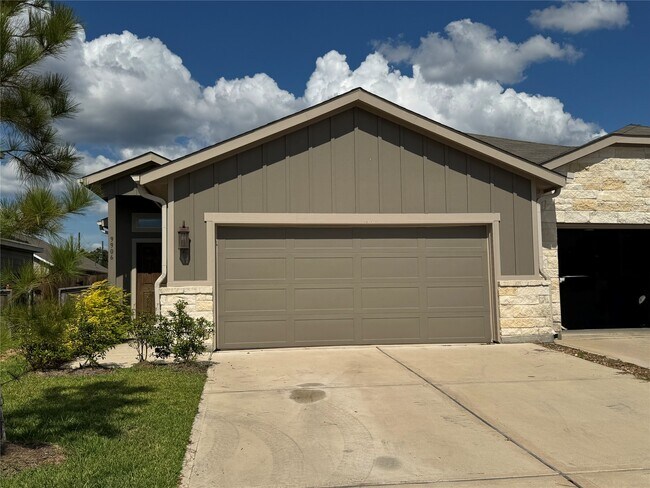 Foto del edificio - 9906 Grosbeak Ln