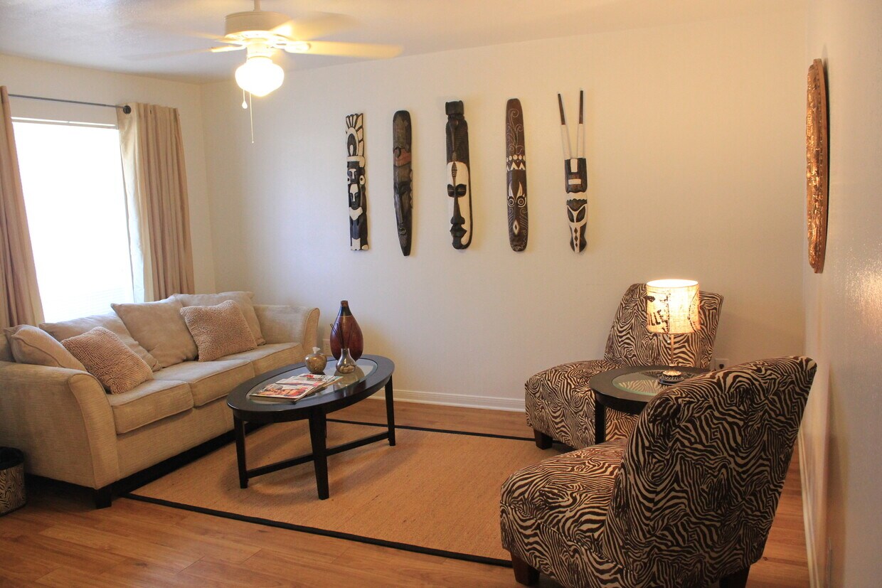 Building Photo - 3606MN