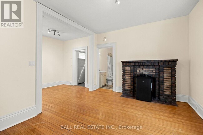 Photo du bâtiment - 196 Dalhousie St