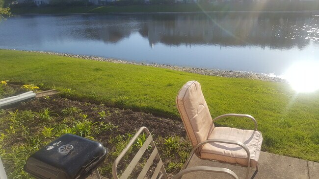 Foto del edificio - 9030 W Heathwood Cir