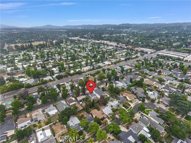 Primary Photo - 5731 Lasaine Ave