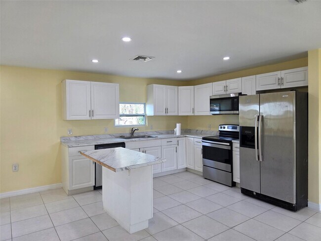 Foto del edificio - 3633 SE 20th Terrace