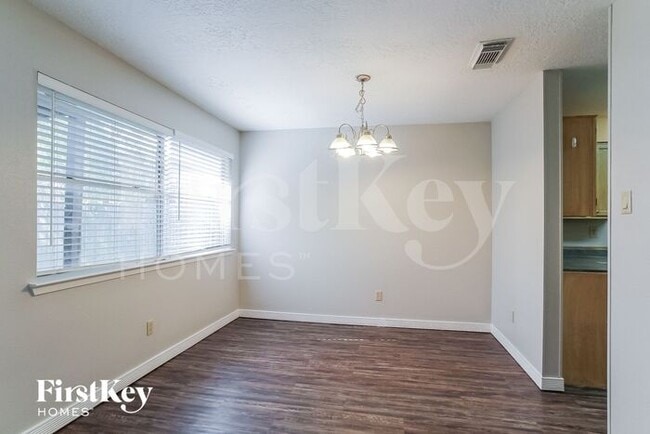 Foto del edificio - 2338 Goldspring Ln