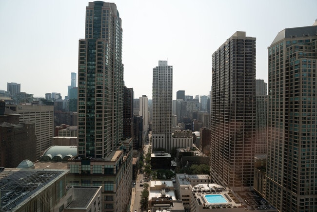 Foto del edificio - 750 N Rush St