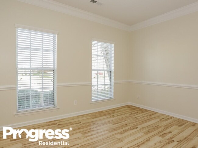Foto del edificio - 2609 Torrington Ln NW