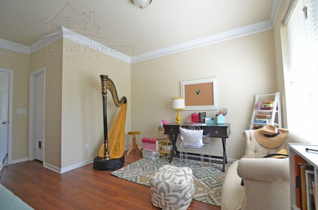Foto del edificio - 1444 Roustabout Way