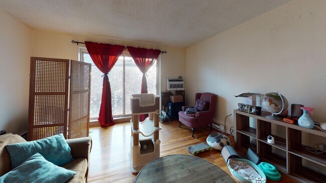 Foto del edificio - 8 Kittredge St