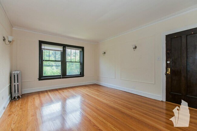 Foto del edificio - 4636 N Winchester Ave